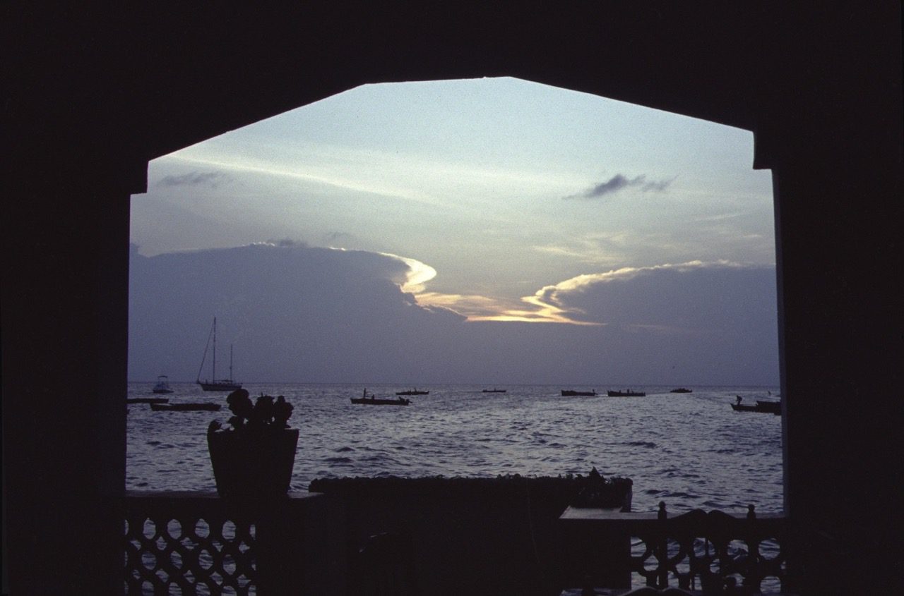 Read more about the article Tanzania: Zanzibar 1994 – New Year 1995
