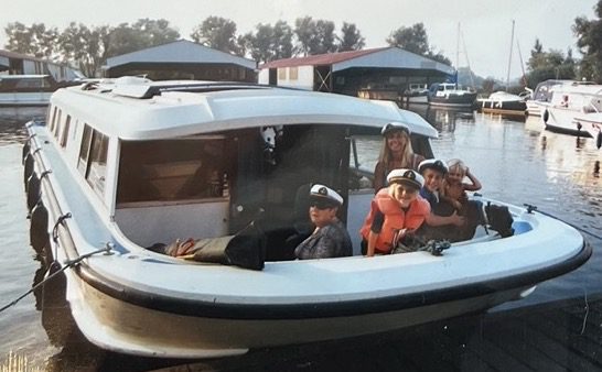 Read more about the article UK: Norfolk Broads  2001