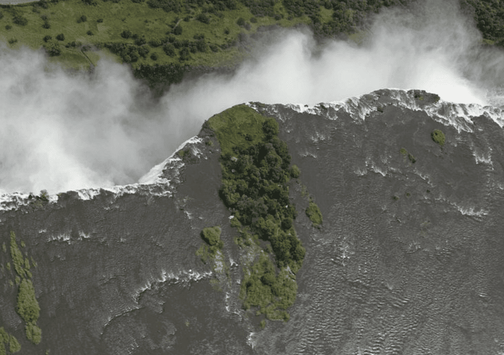 Read more about the article Devil’s Pools – Zambia